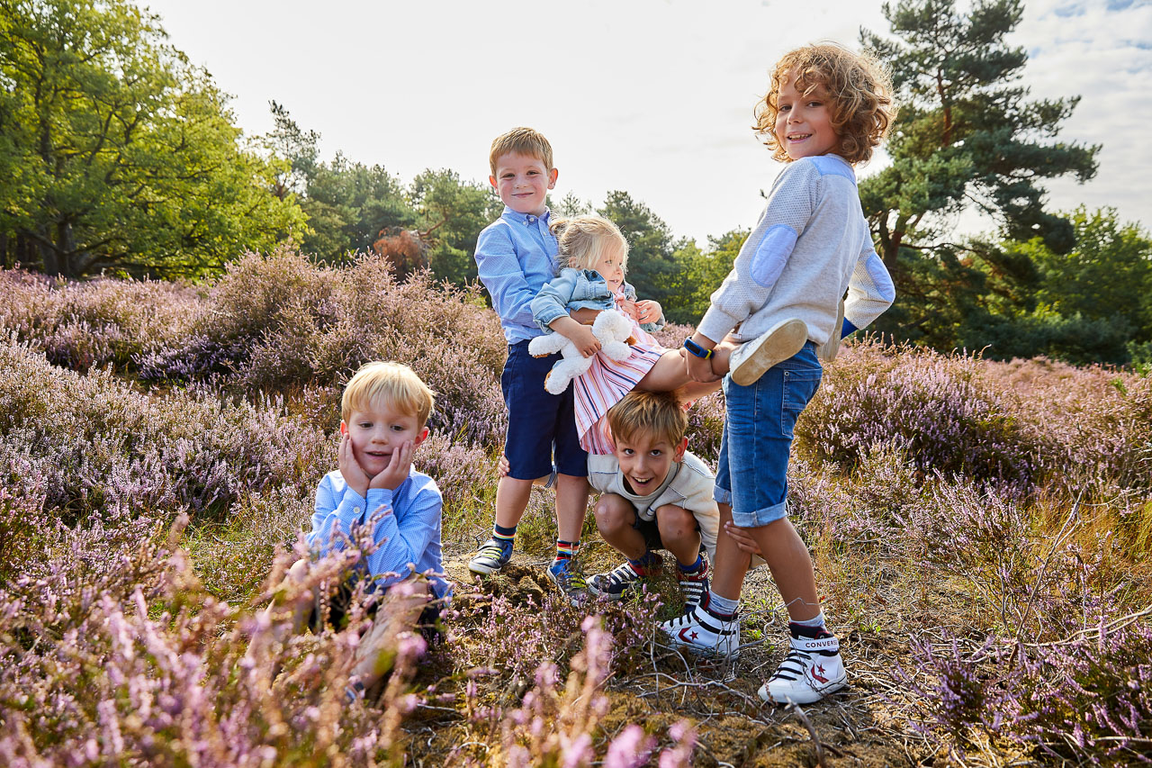 Foto bij het verhaal van Johan, Juliette en hun kinderen en kleinkinderen, door familiefotograaf Jorick Michiels
