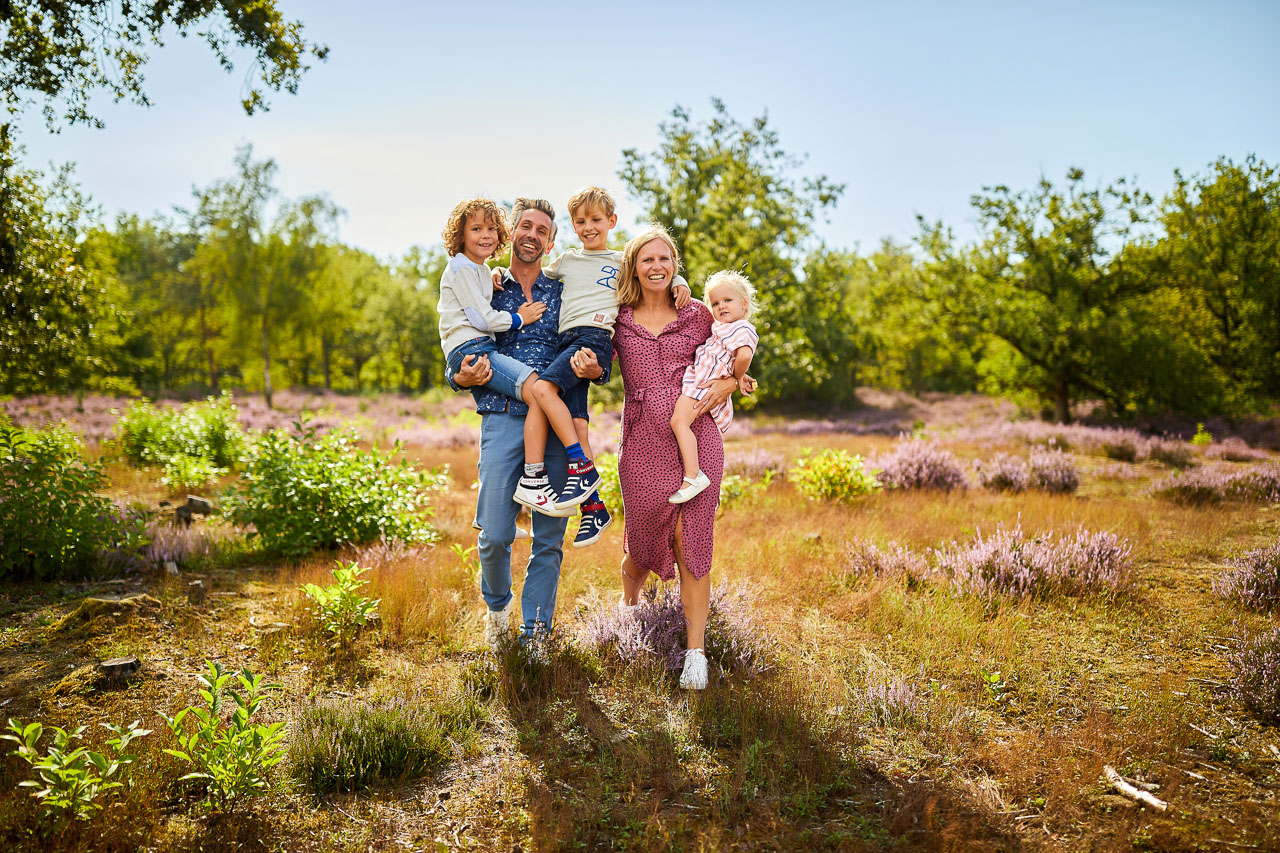 Foto bij het verhaal van Johan, Juliette en hun kinderen en kleinkinderen, door familiefotograaf Jorick Michiels