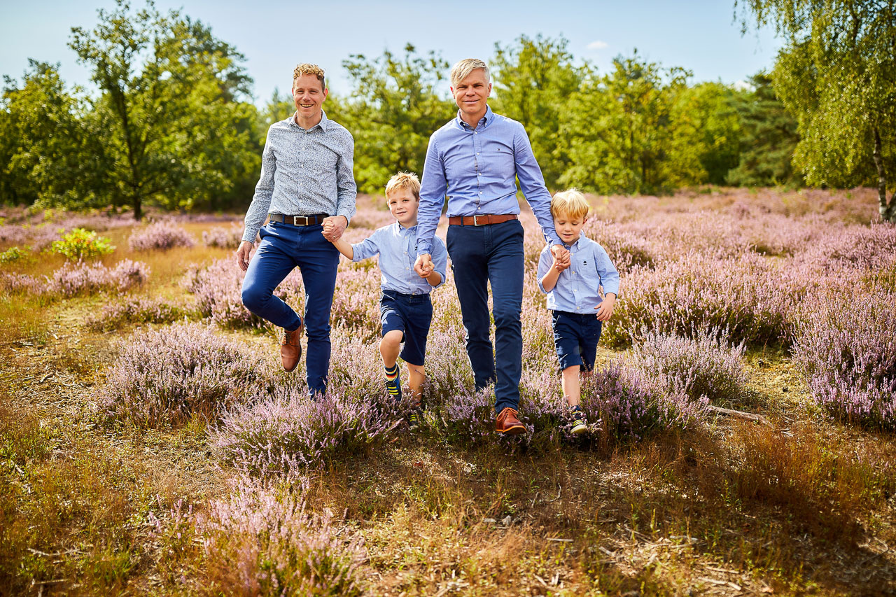 Foto bij het verhaal van Johan, Juliette en hun kinderen en kleinkinderen, door familiefotograaf Jorick Michiels