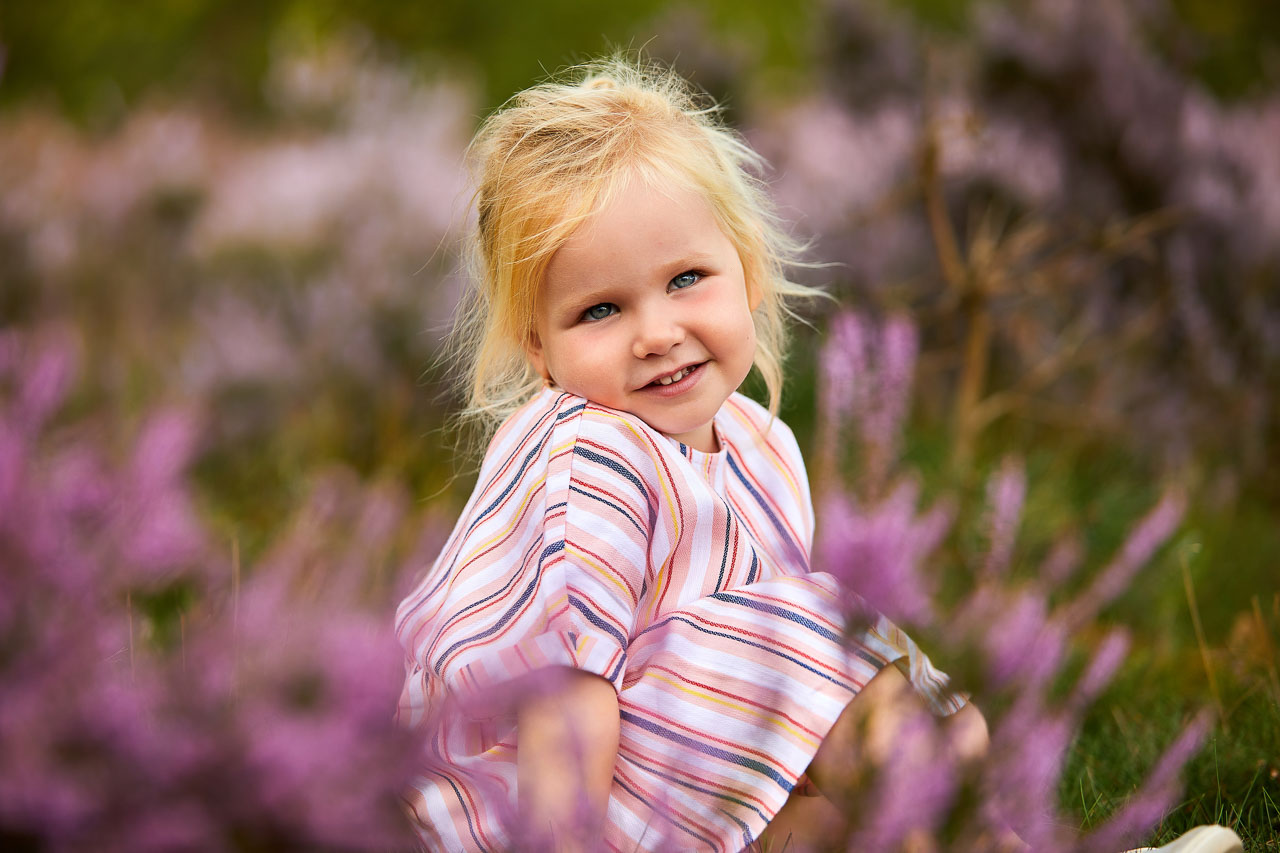 Foto bij het verhaal van Johan, Juliette en hun kinderen en kleinkinderen, door familiefotograaf Jorick Michiels