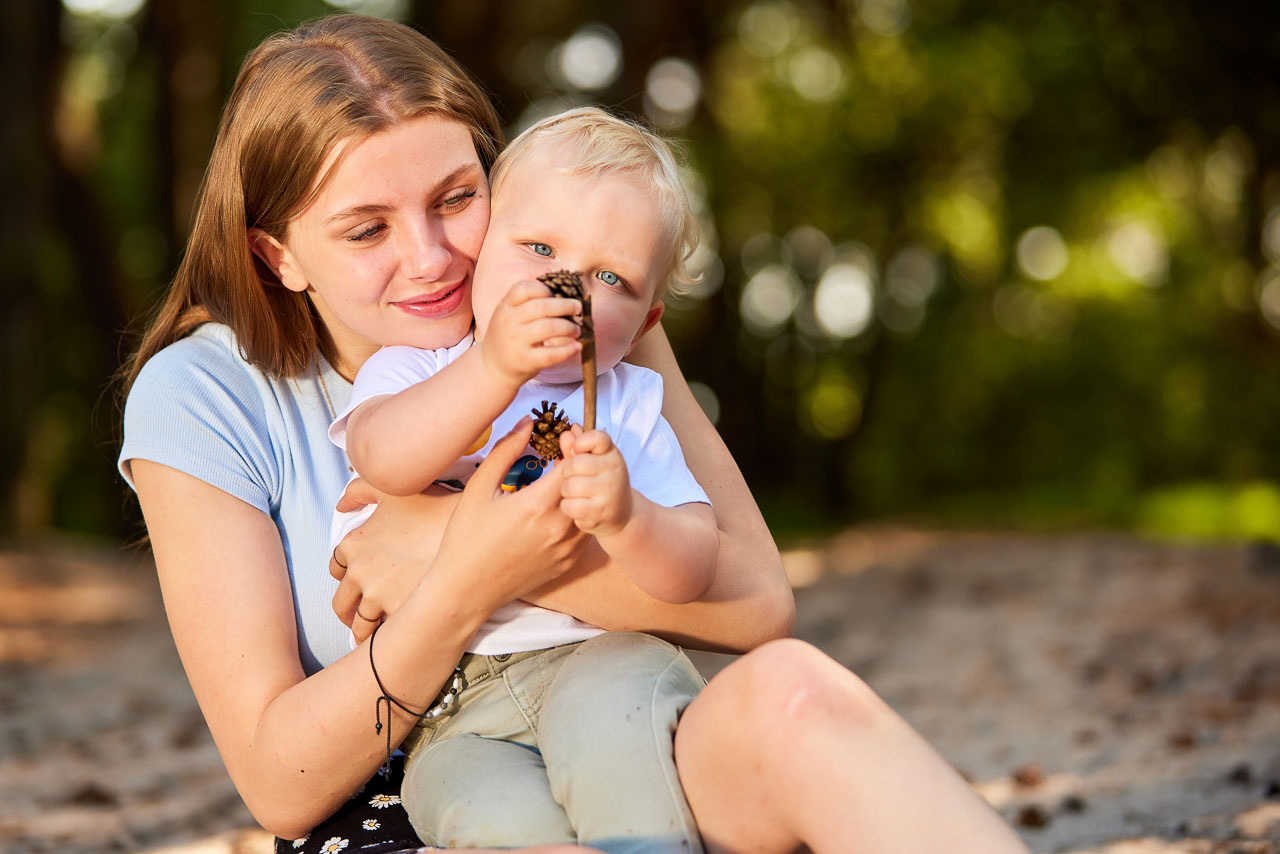 Foto bij het verhaal van Inge, Robin, Svea en Mats, door familiefotograaf Jorick Michiels