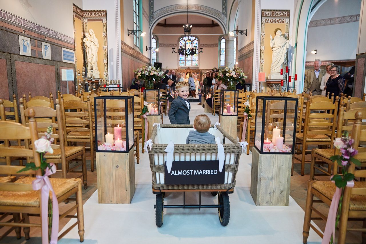 Foto bij het verhaal van Julie-Pascale en Klaas, door huwelijksfotograaf Jorick Michiels