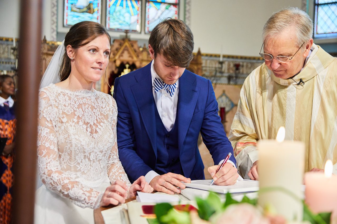 Foto bij het verhaal van Julie-Pascale en Klaas, door huwelijksfotograaf Jorick Michiels