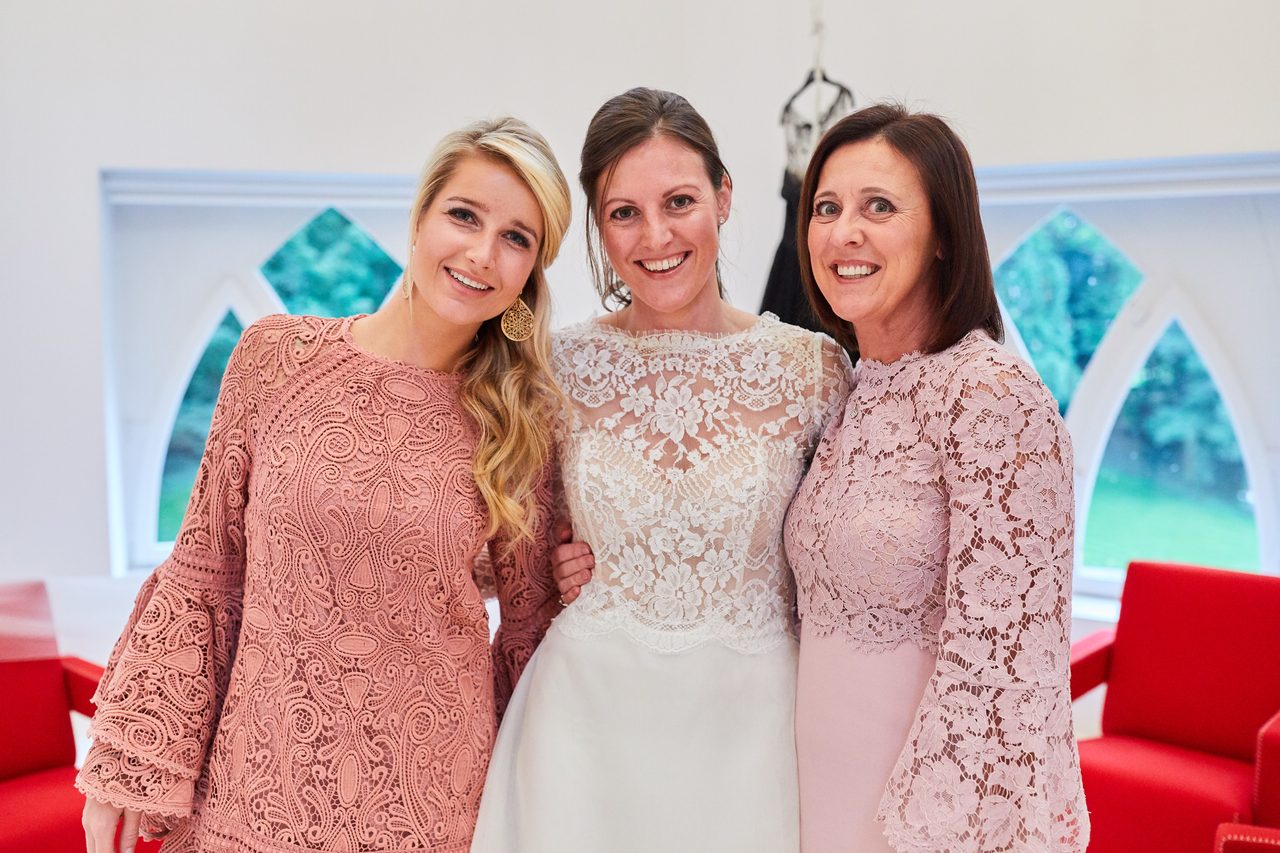 Foto bij het verhaal van Julie-Pascale en Klaas, door huwelijksfotograaf Jorick Michiels