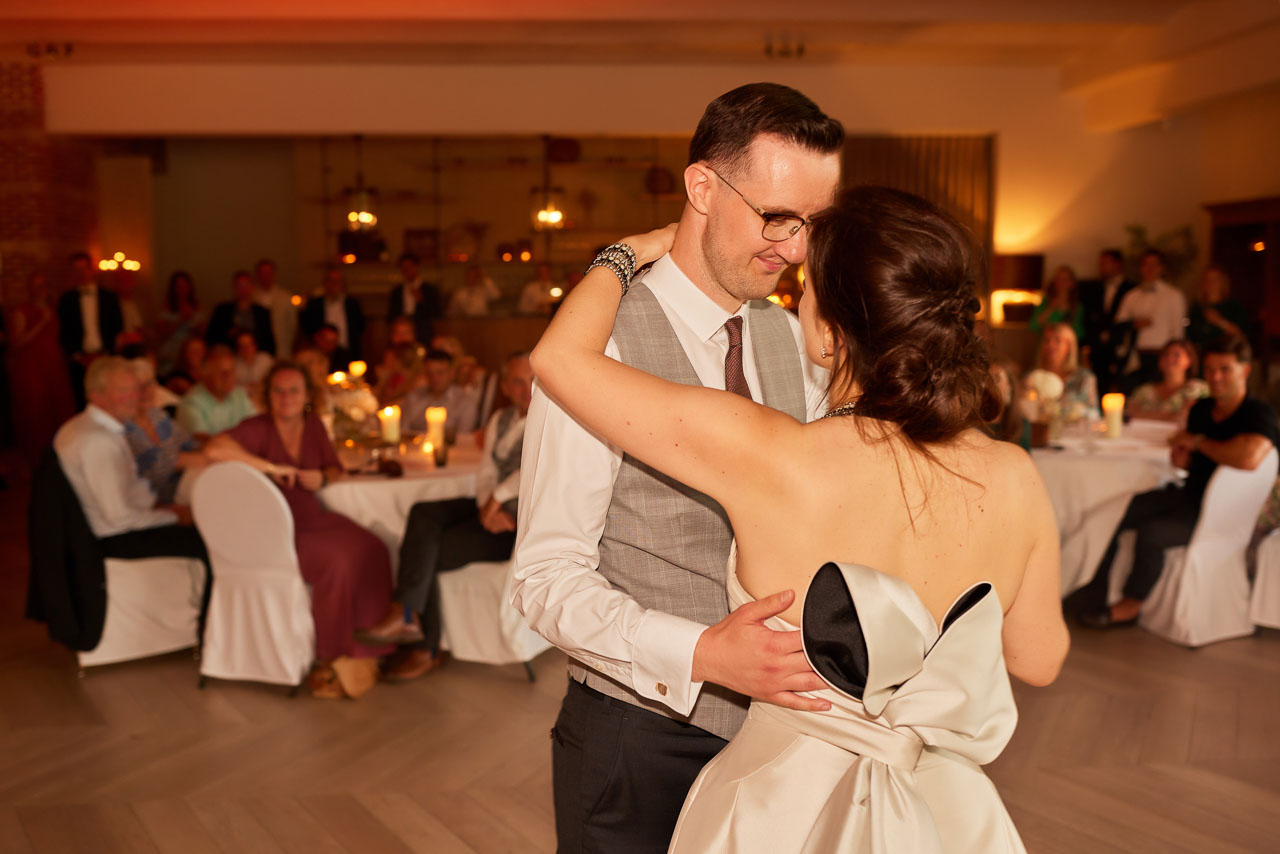 Foto bij het verhaal van Kara en Tim, door huwelijksfotograaf Jorick Michiels