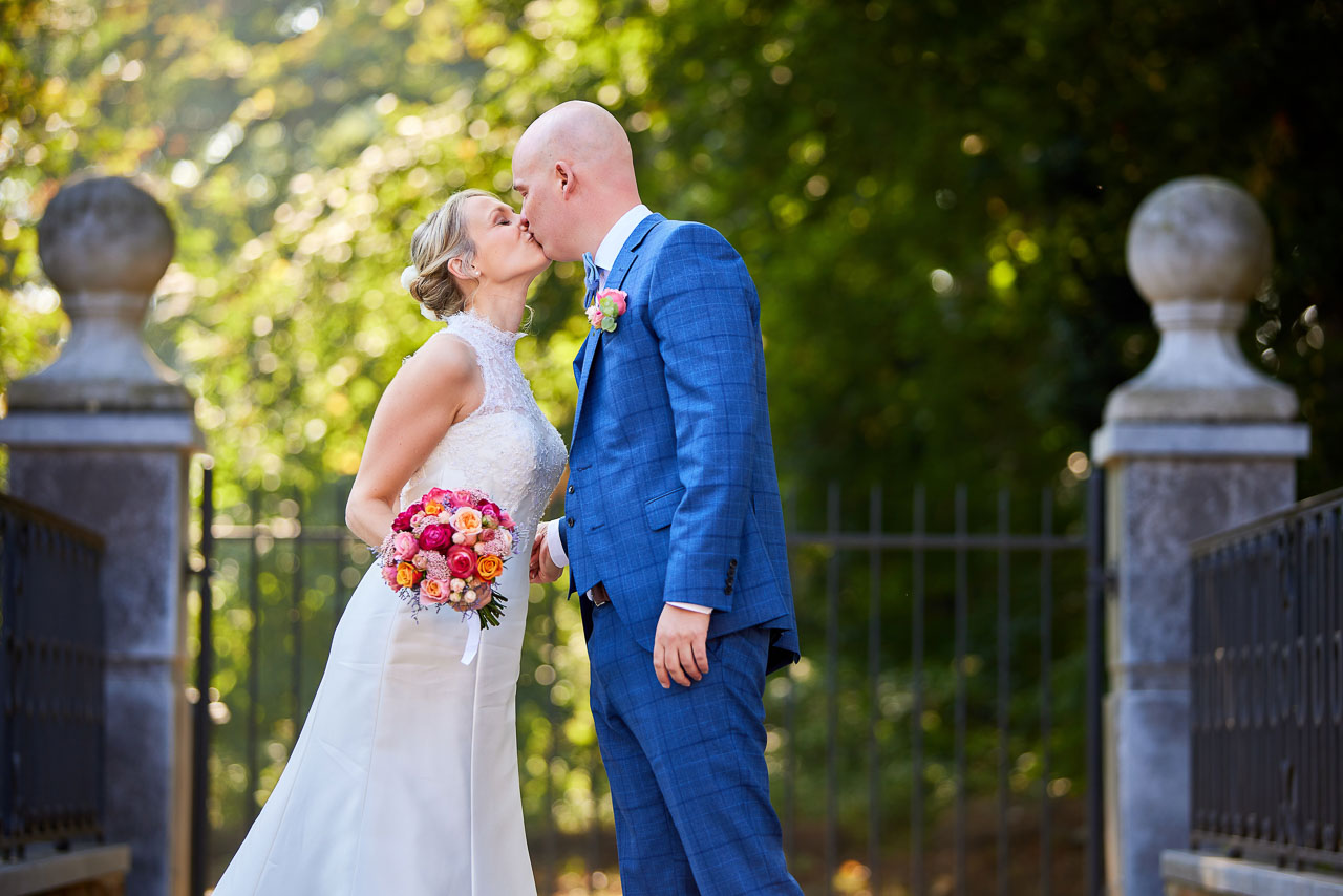 Foto bij het verhaal van Valérie en Wim, door huwelijksfotograaf Jorick Michiels